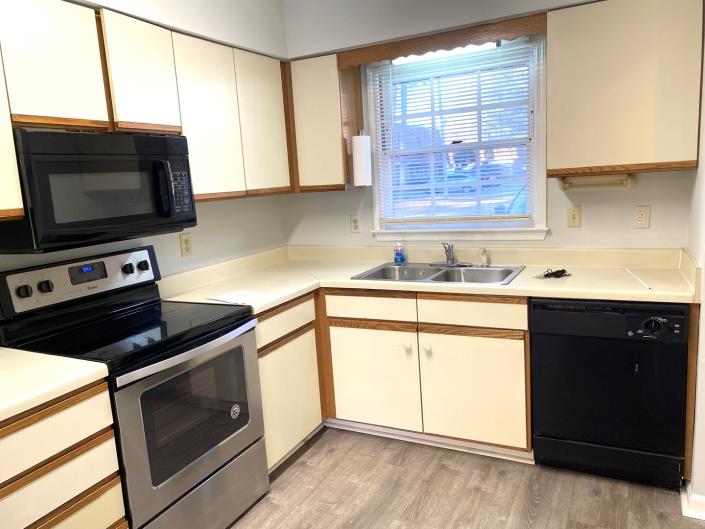 EE1 Five Star Property Management