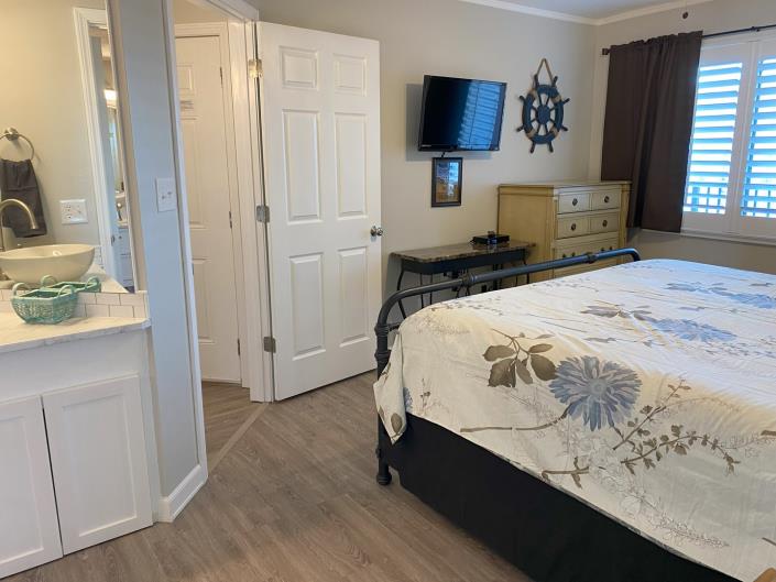 1201 Ocean Forest Plaza Five Star Property Management